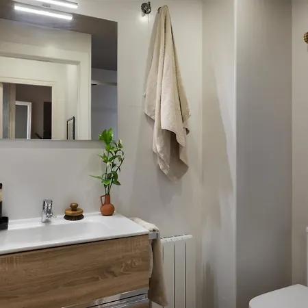 Spacest - Carrer Gran De Gracia A Apartamento *